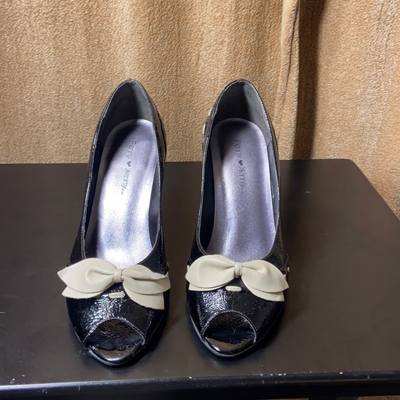 Penny Loves Kenny Shoes - Penny Kenny wedges peep toes